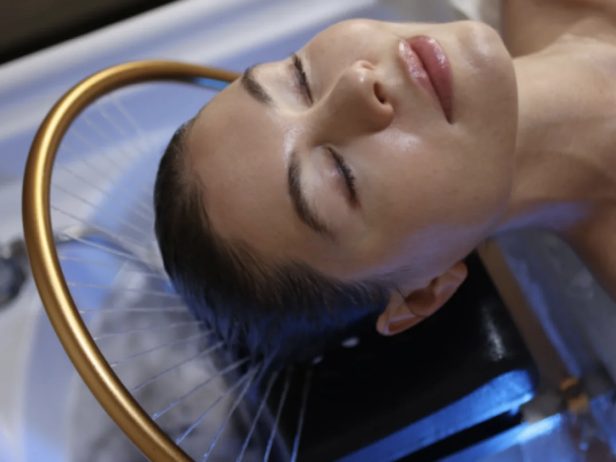 Cloud Twelve Spa massage listing image